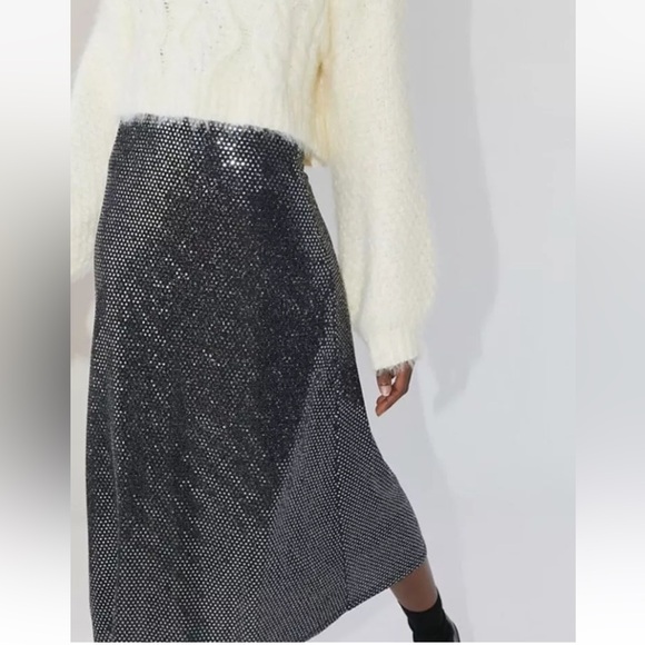 URBAN OUTFITTERS Disco sparkle Silver Black Midi Skirt Women’s Size small - Picture 2 of 14